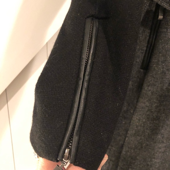 Contrast sleeve, shawl collar coat - Picture 5 of 7